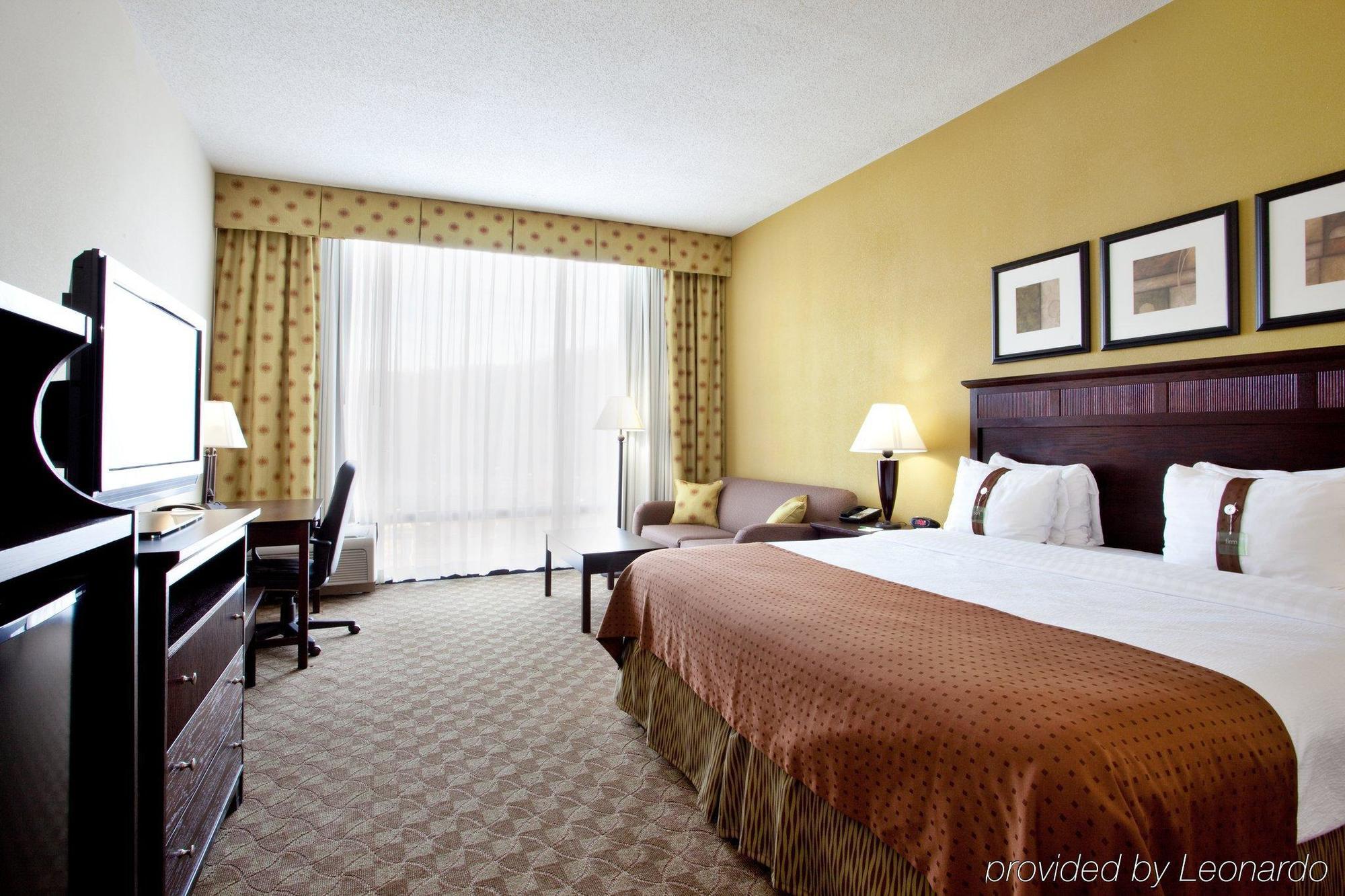 Holiday Inn Roanoke - Tanglewood Route 419 & I 581, An Ihg Hotel Pokoj fotografie